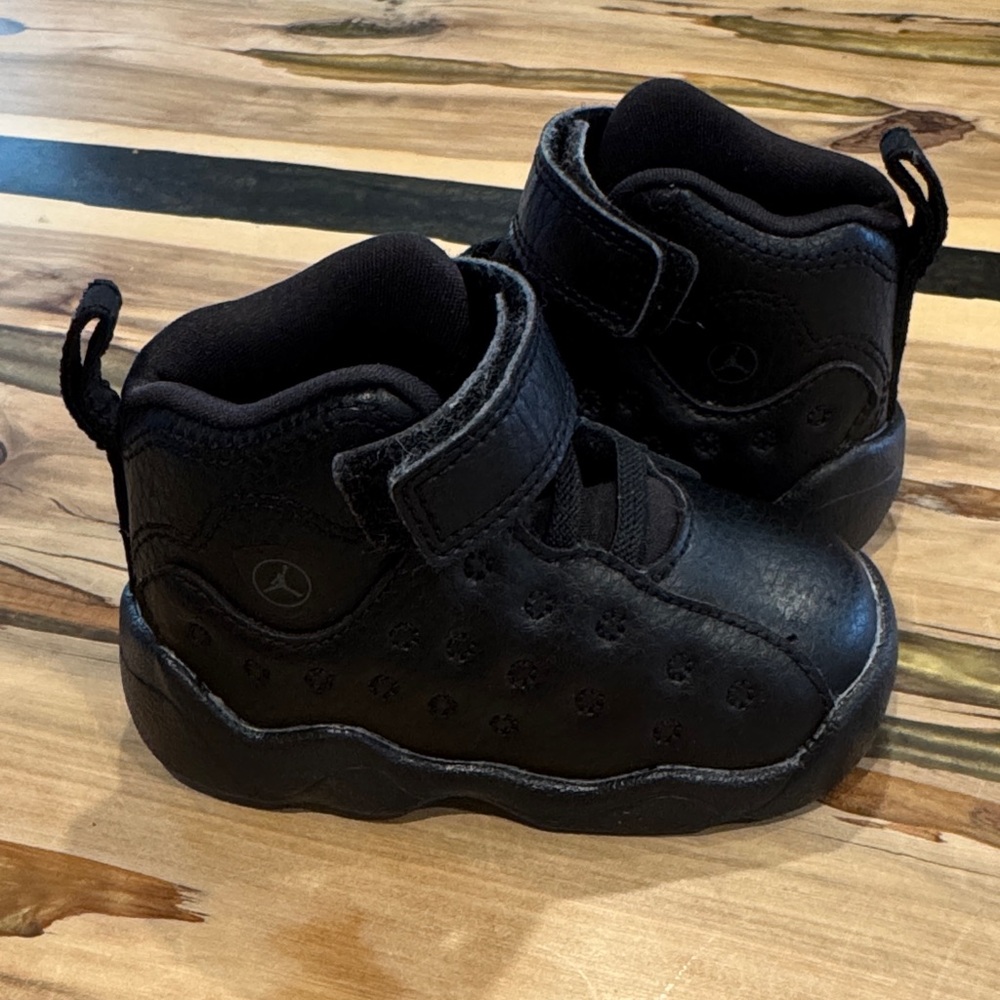Nike Jordans Black Kids Sneakers